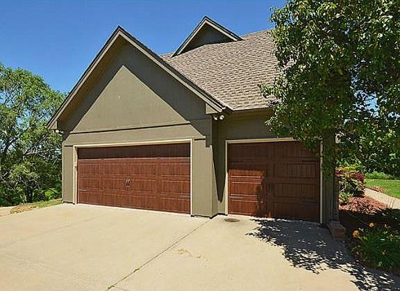 2nd image of 11890 McLiney Ln