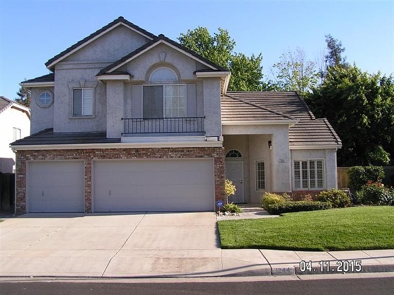 1st image of 1244 Oak Ave