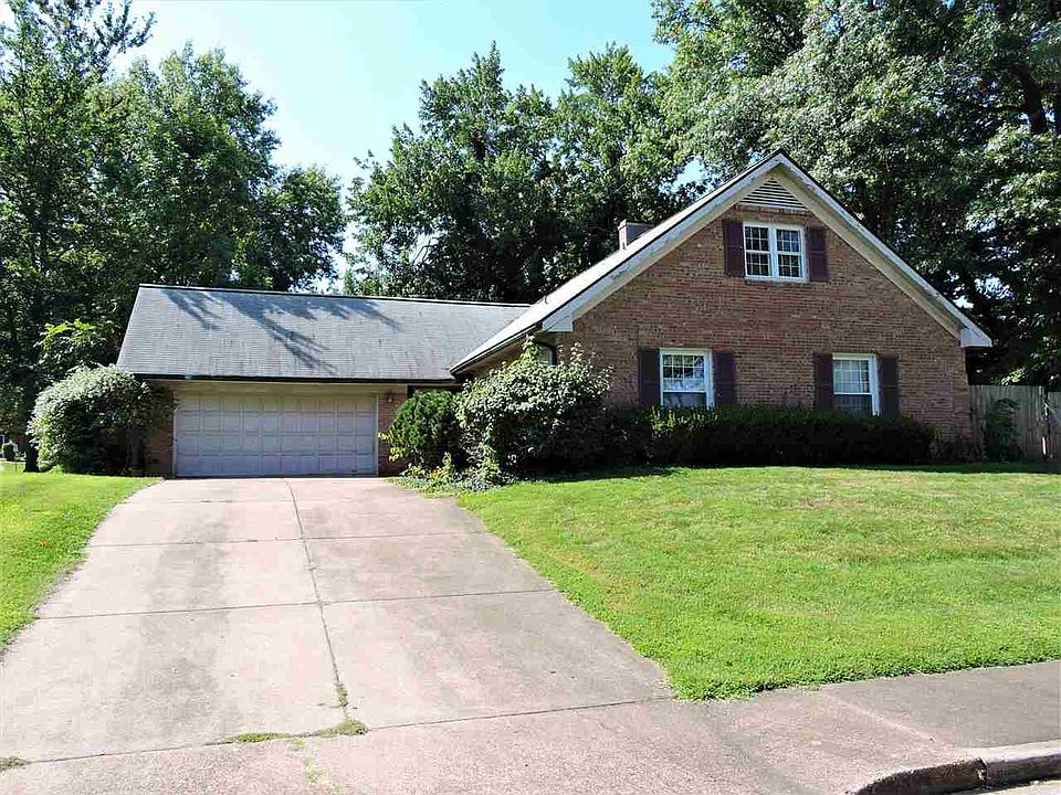 1st image of 301 Charmwood Ct