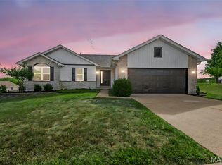 3170 Rosedale Dr, Arnold, MO 63010