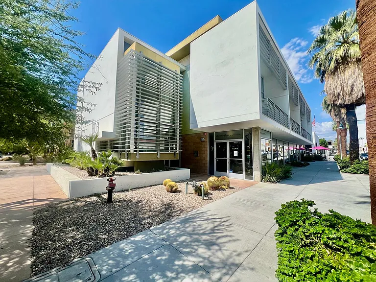 803 N Palm Canyon Dr #8 — Photo 2