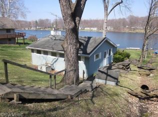 1095 Lake Dr, Gobles, MI 49055