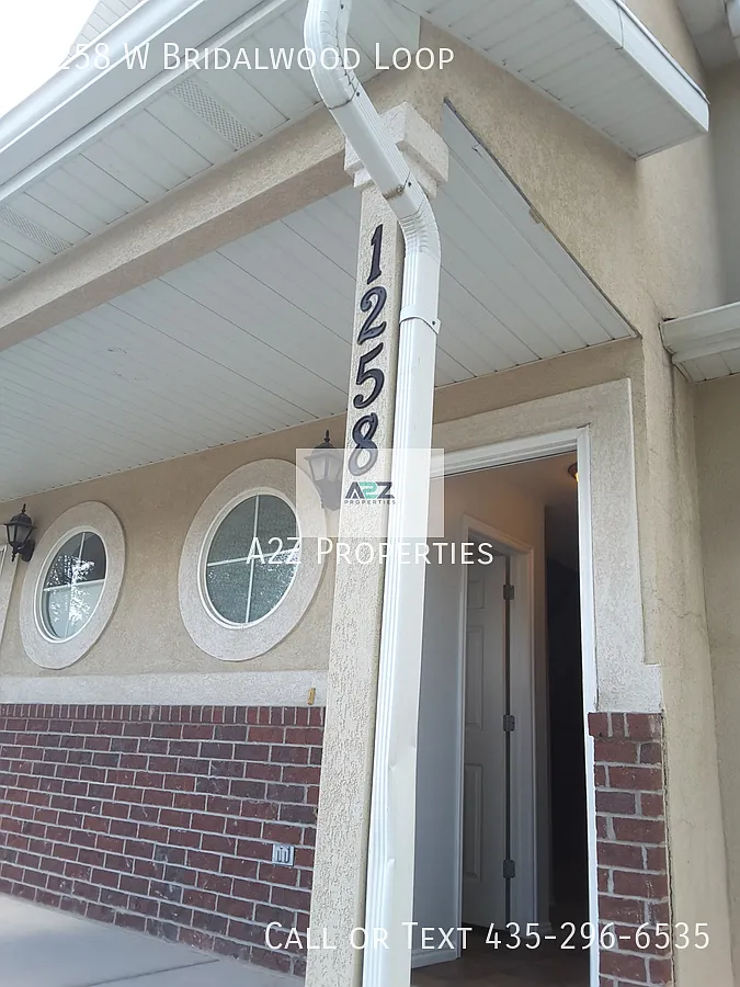 3 bed, 2.5 bath, 1432 sqft, $1,700 — Photo 1