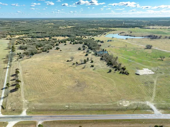 13883 Fm 47, Wills Pt, TX 75169