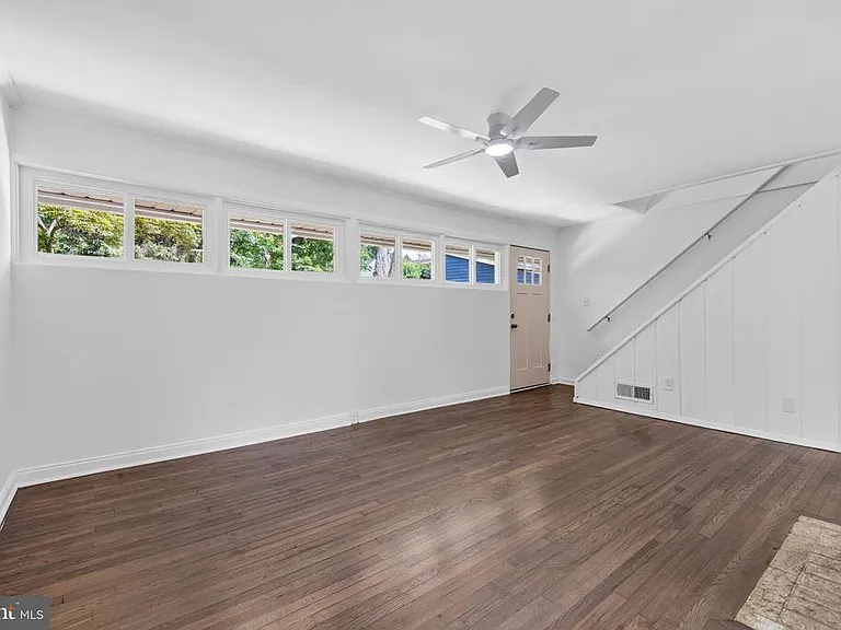 303 Nimitz Ave — Photo 7