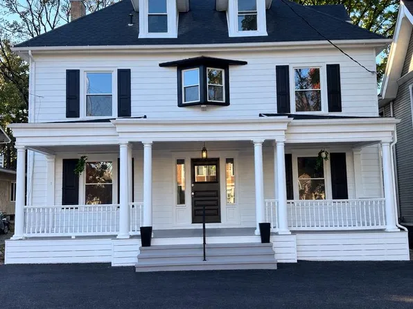 16 E Walnut St, Lebanon, PA 17042