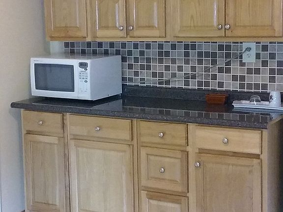 5th image of 418 Black Oak Dr