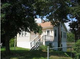 601 Riverside Dr, Bayville, NJ 08721