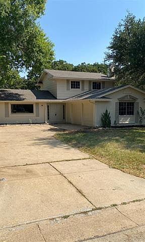 1st image of 2804 Olympia Dr