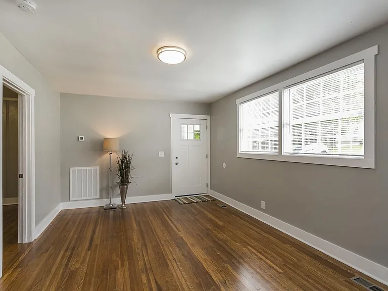 2410 Dennywood Dr — Photo 2
