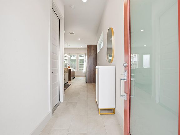 3rd image of 4408 Santorini Ln