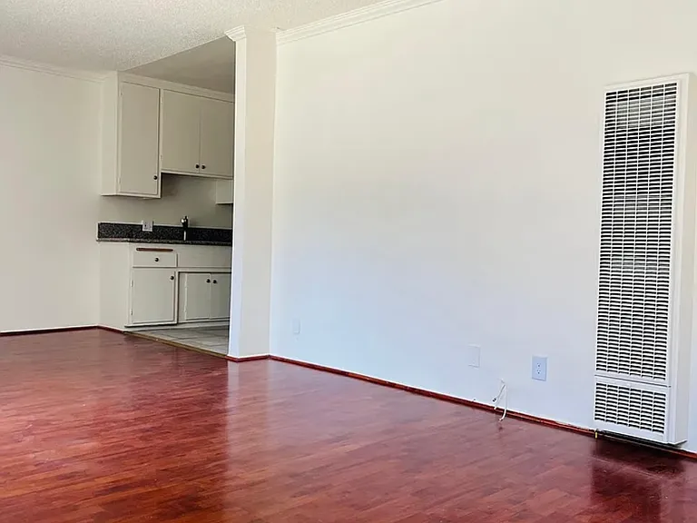 12711 Pacific Ave #3 — Photo 2