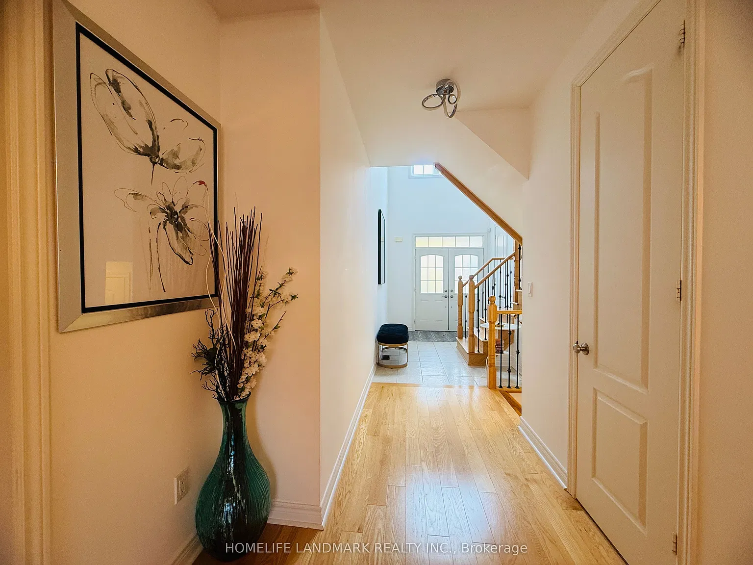 5 bed, $5,200 — Photo 2