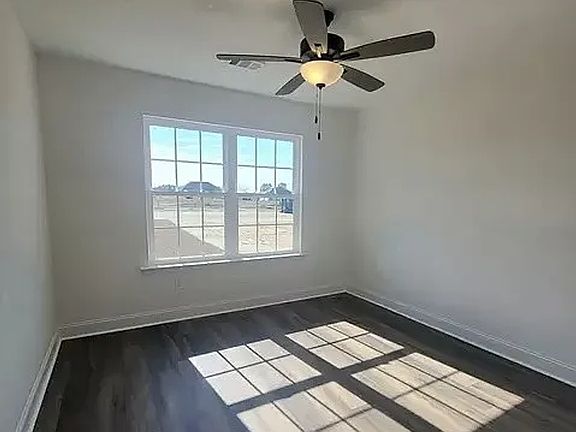 4th image of 109 Enclave Ct