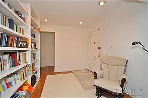 Sold by Chintan Trivedi | media 8