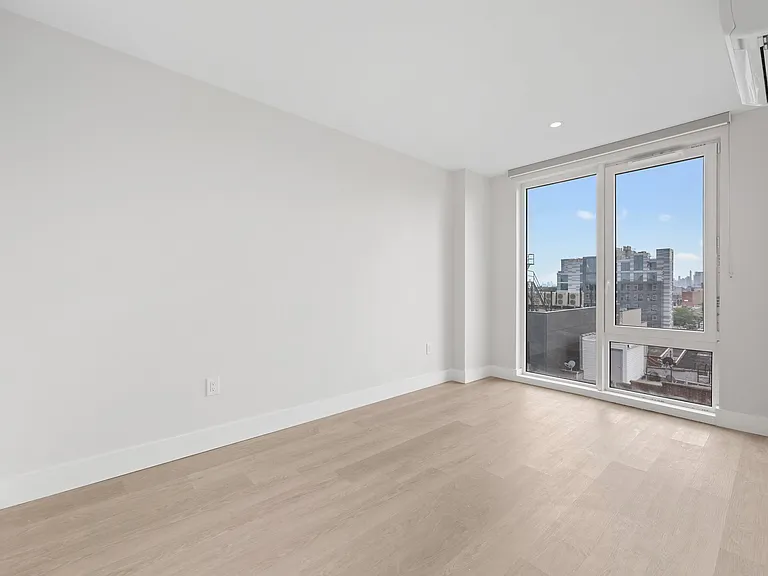 952 Bergen St #2F — Photo 6