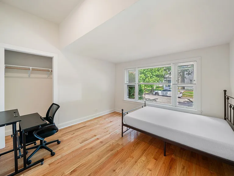 1118 Garnett Pl #1 — Photo 12
