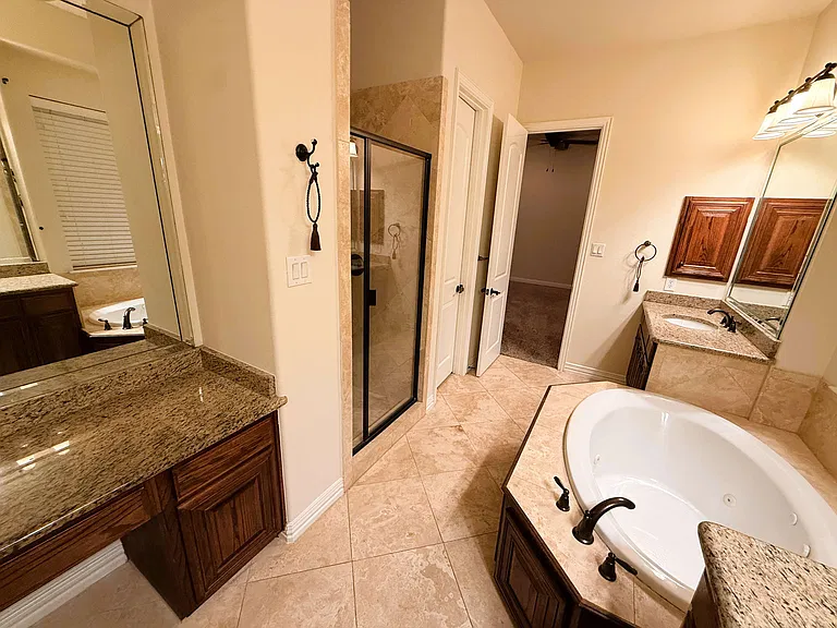 2215 Longview Rd — Photo 25