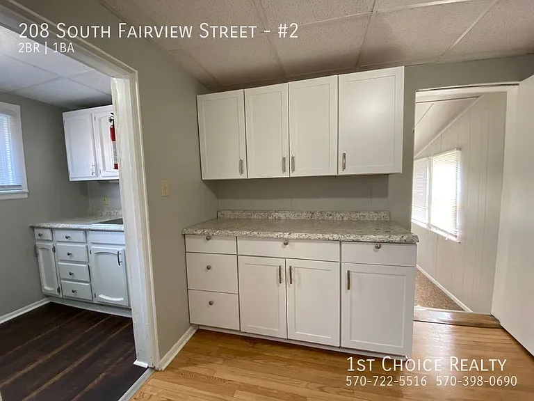 208 S Fairview St #2 — Photo 8