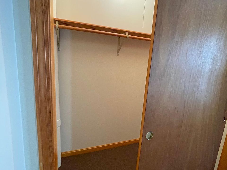 Large bedroom closet