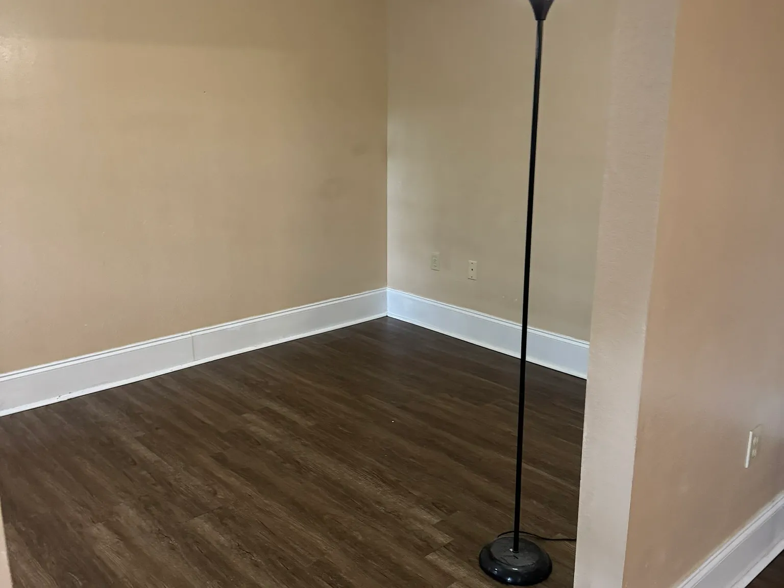 1 bed, 550 sqft, $850 — Photo 3