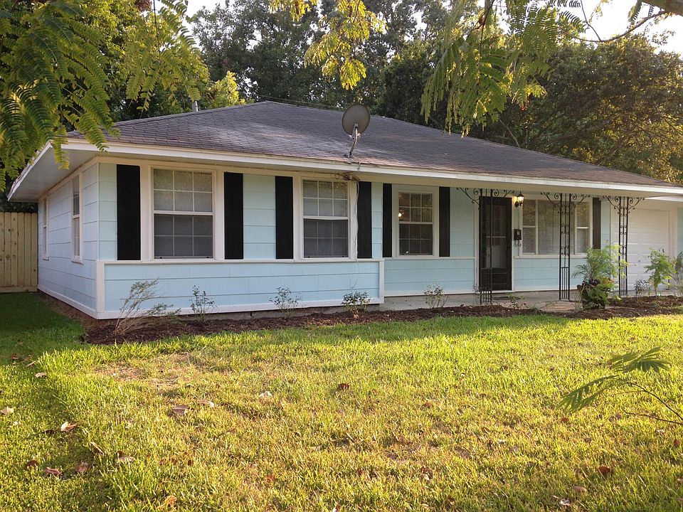 1st image of 11 Wilburn Dr