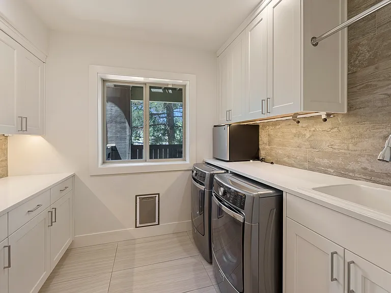 3345 NW Panorama Dr — Photo 46