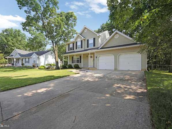 50 Country Club Rd, Pine Hill, NJ 08021