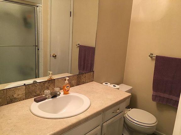 5th image of 725 Dickson Ave