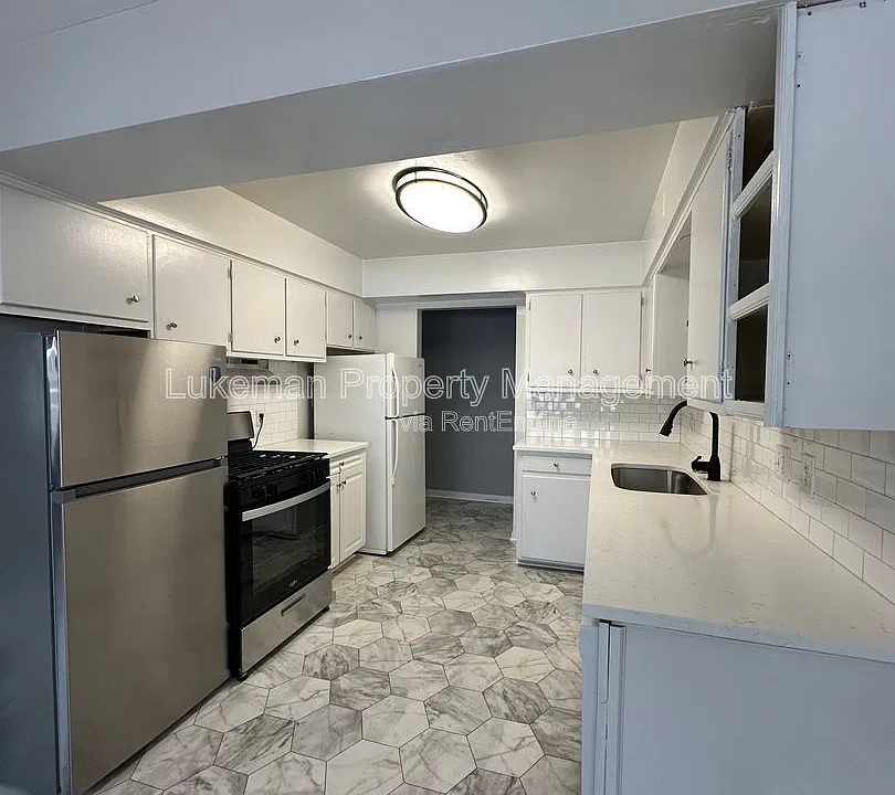3009 W Michigan Ave