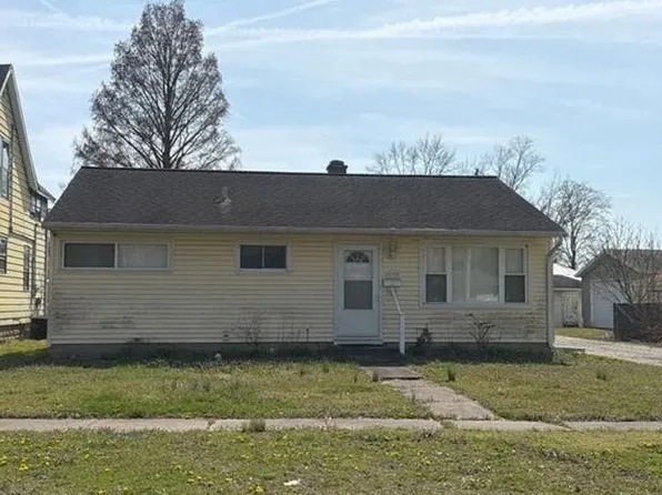 539 W 2nd St, Centralia, IL 62801