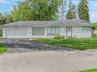 3103 Dove Ct, Rolling Meadows, IL 60008