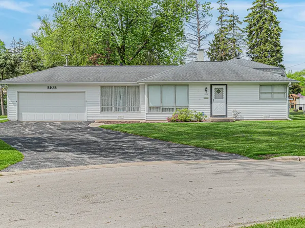 3103 Dove Ct, Rolling Meadows, IL 60008