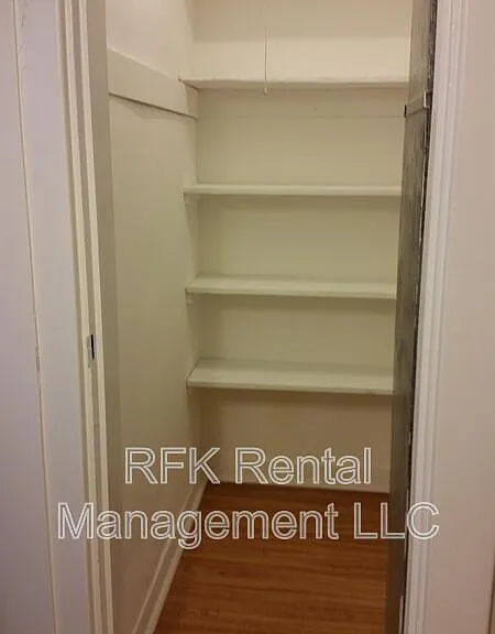 802 N Gray St — Photo 11