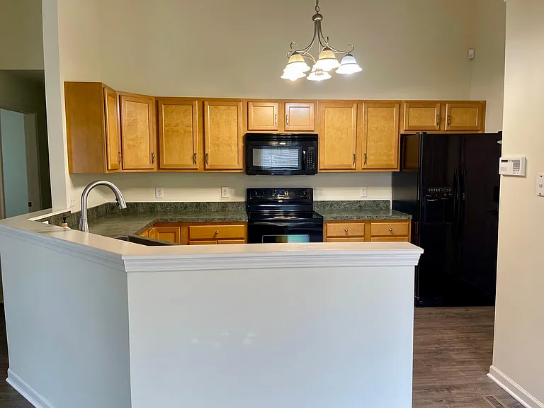 3524 Durham Ln — Photo 11