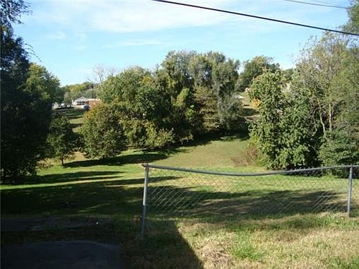 5th image of 2514 S 22nd St