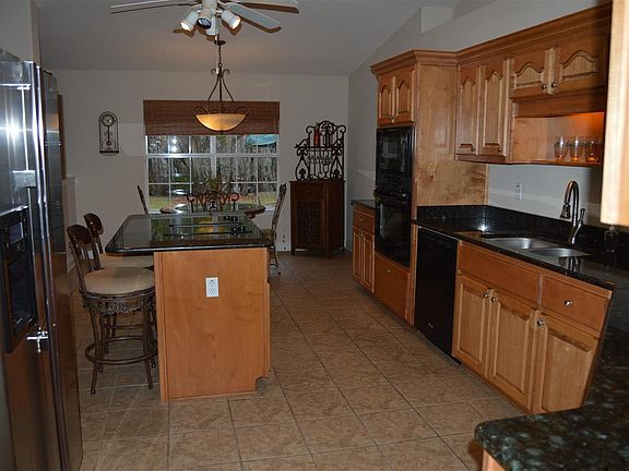 3rd image of 5292 Woodlake Trc
