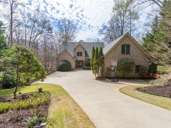 101 Reeder Point Rd, Fair Play, SC 29643