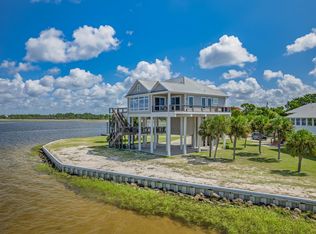 1649 Shell Point Rd, Crawfordville, FL 32327