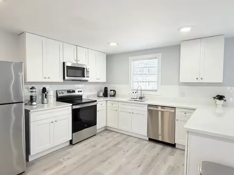 208 Chester St #9 — Photo 2