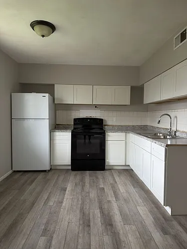 603 W Clay St #18 Photo 1