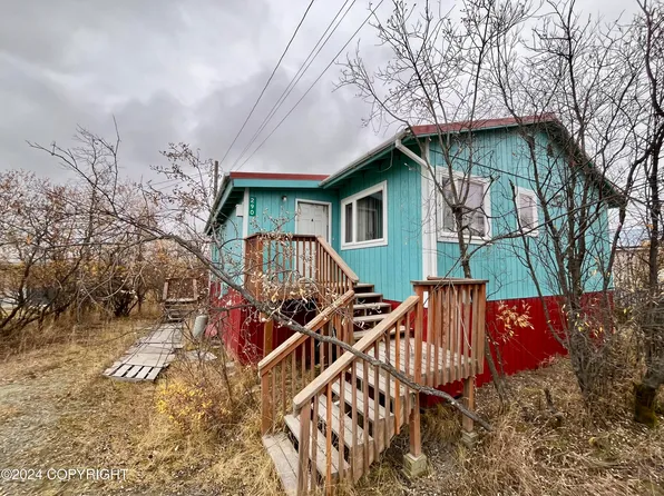 290 Schwalbe St, Bethel, AK 99559