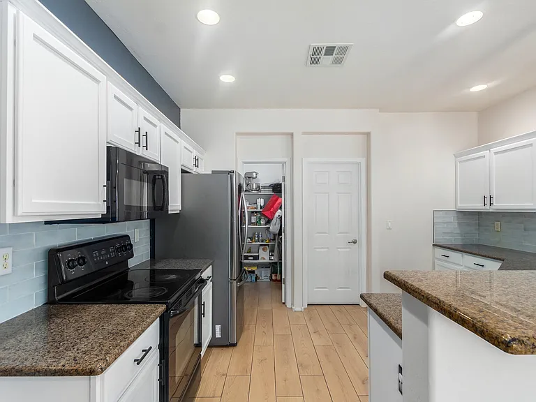 4275 E Bruce Ct — Photo 24