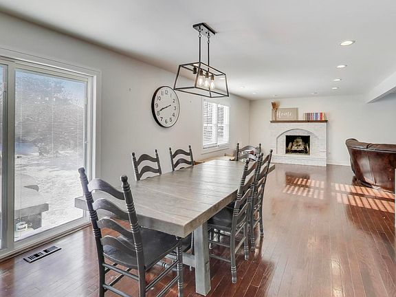 5th image of 1565 Brittany Ln