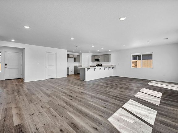 6th image of this home