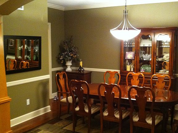 formal dining area