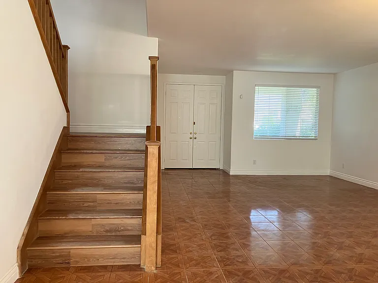 6785 Goldy St — Photo 5