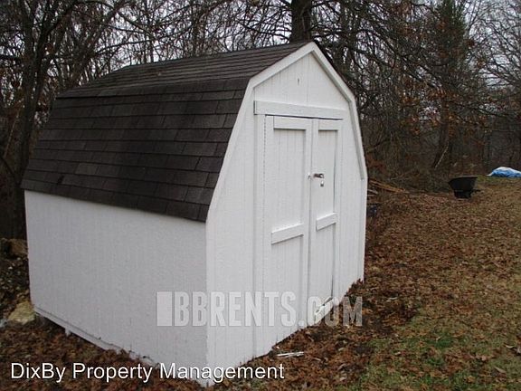 3rd image of 6573 Windmill Dr