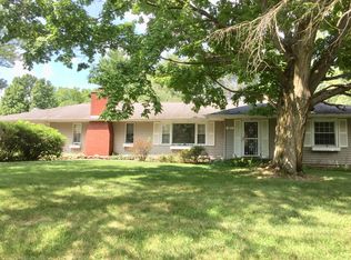 924 E Academy Rd, Culver, IN 46511