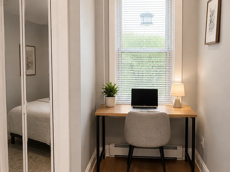 1409 Crain St #2 — Photo 11